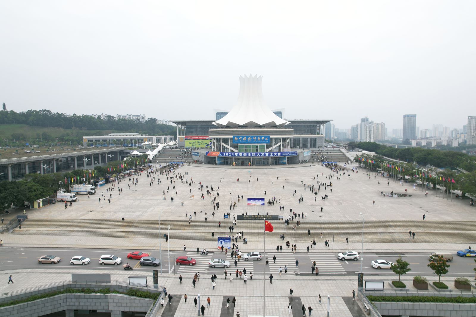 广西风雨林科技有限公司——您的跨境人力资源服务专家