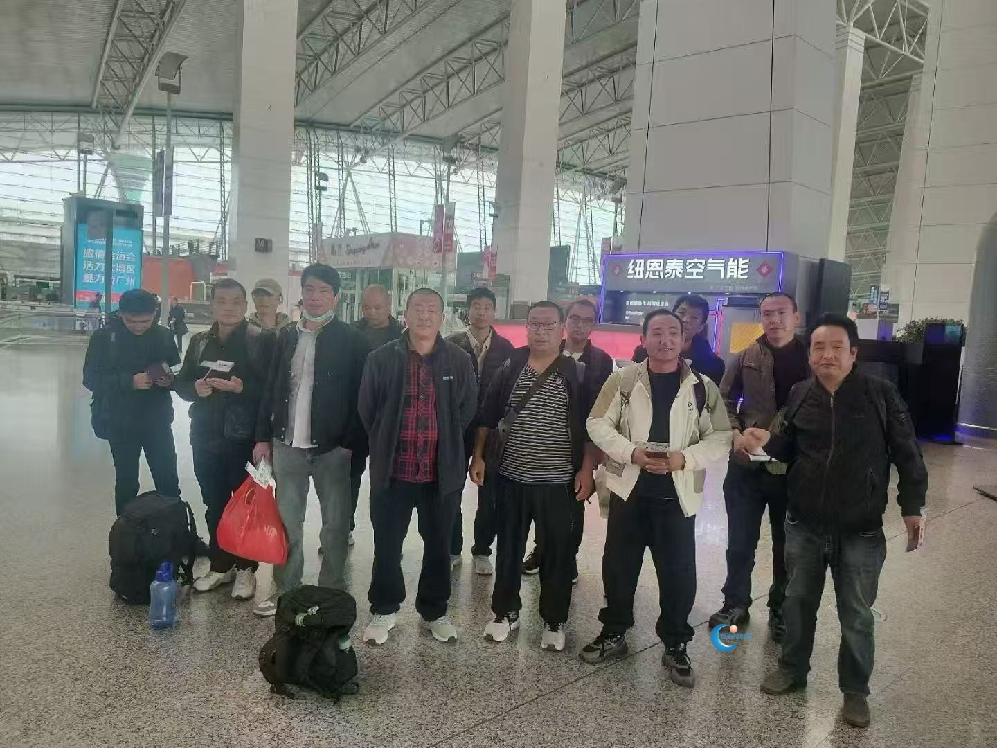 1763952819146221.jpg 32272832ef3d4cd73876351b4002c6c6.jpg